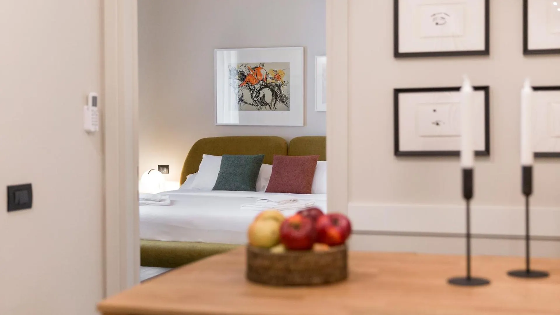 Aurora Apartments Piazzetta Florence Italy