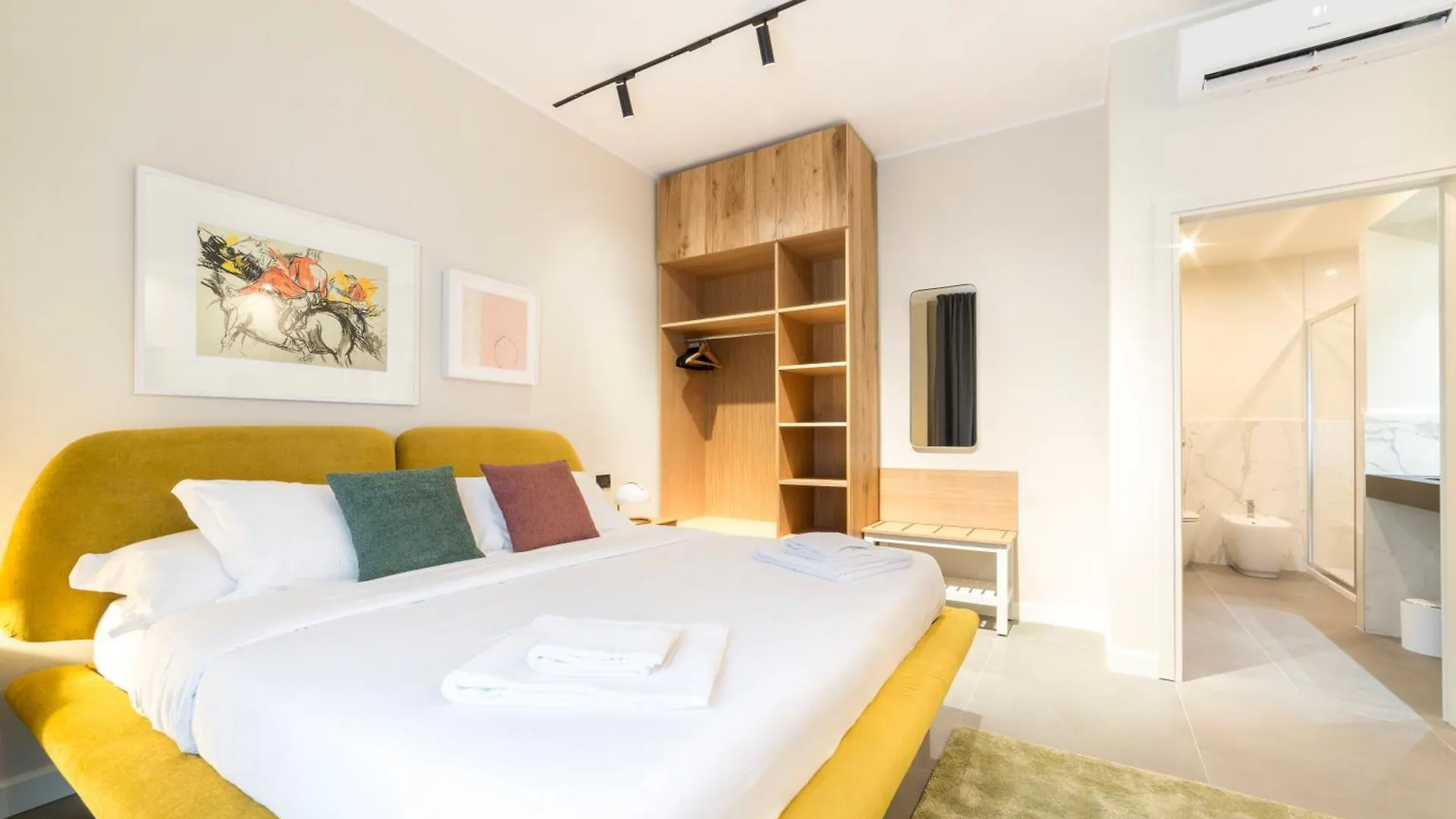 Aurora Apartments Piazzetta Florence