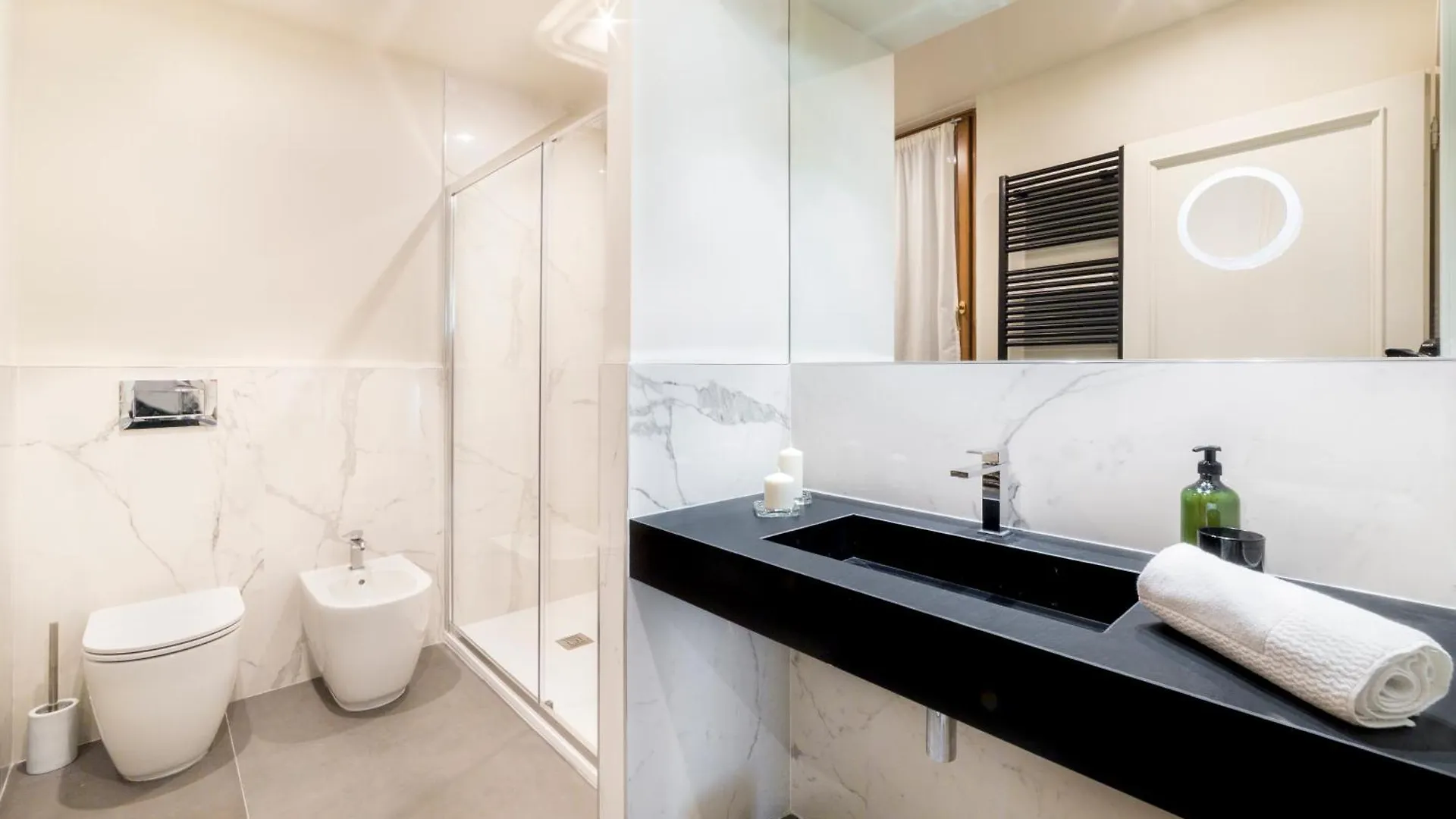 Aurora Apartments Piazzetta Florence Italy